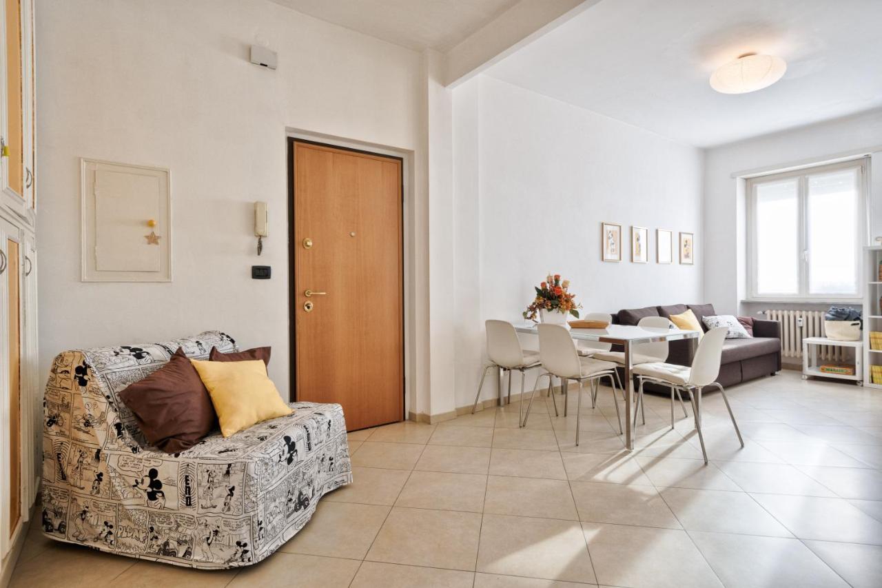 Toc-Toc Apartment A 10 Min Dall'Ospedale Maria Vittoria Turín Exterior foto
