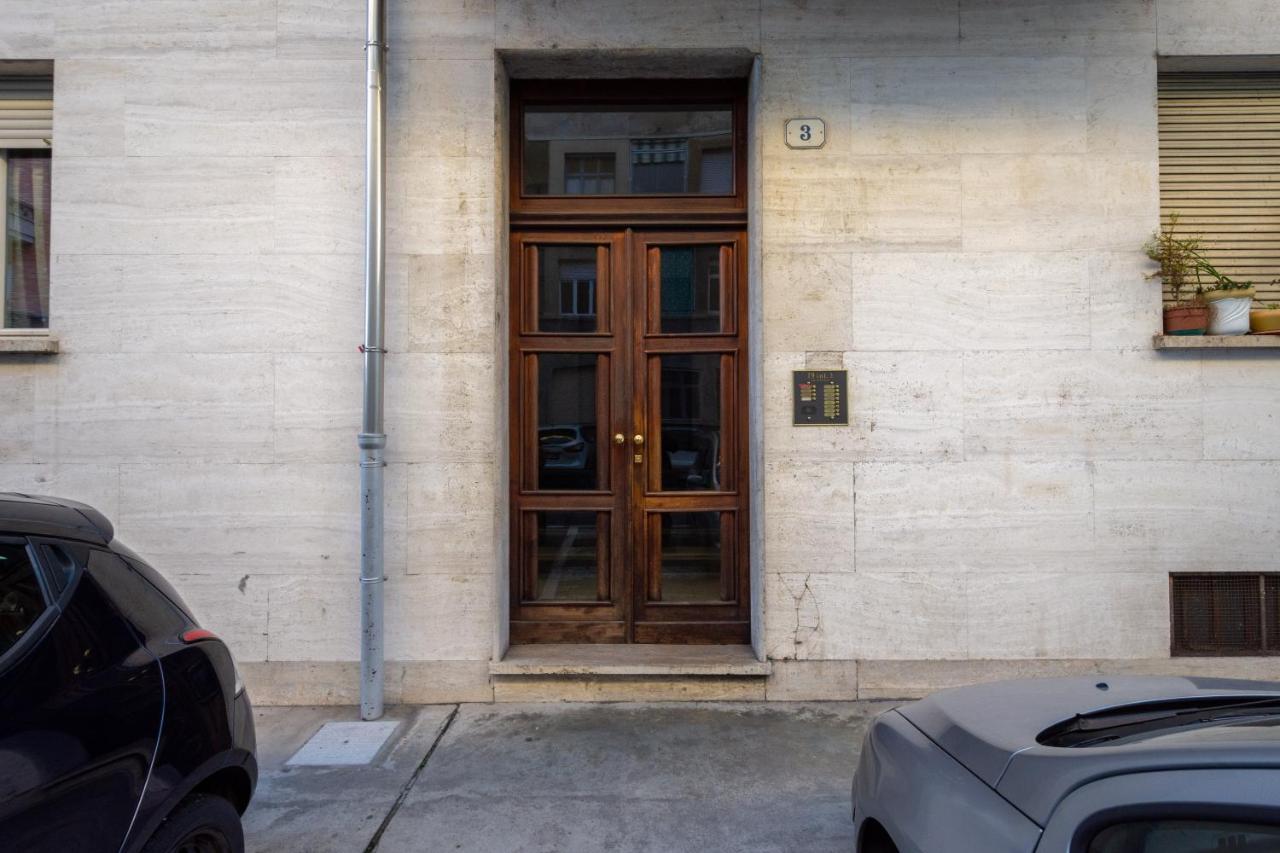 Toc-Toc Apartment A 10 Min Dall'Ospedale Maria Vittoria Turín Exterior foto