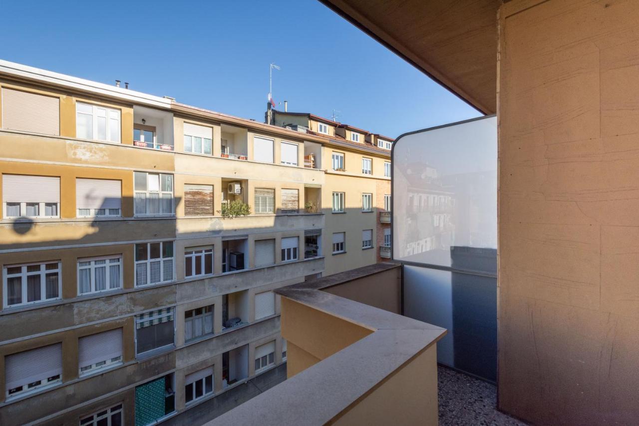 Toc-Toc Apartment A 10 Min Dall'Ospedale Maria Vittoria Turín Exterior foto
